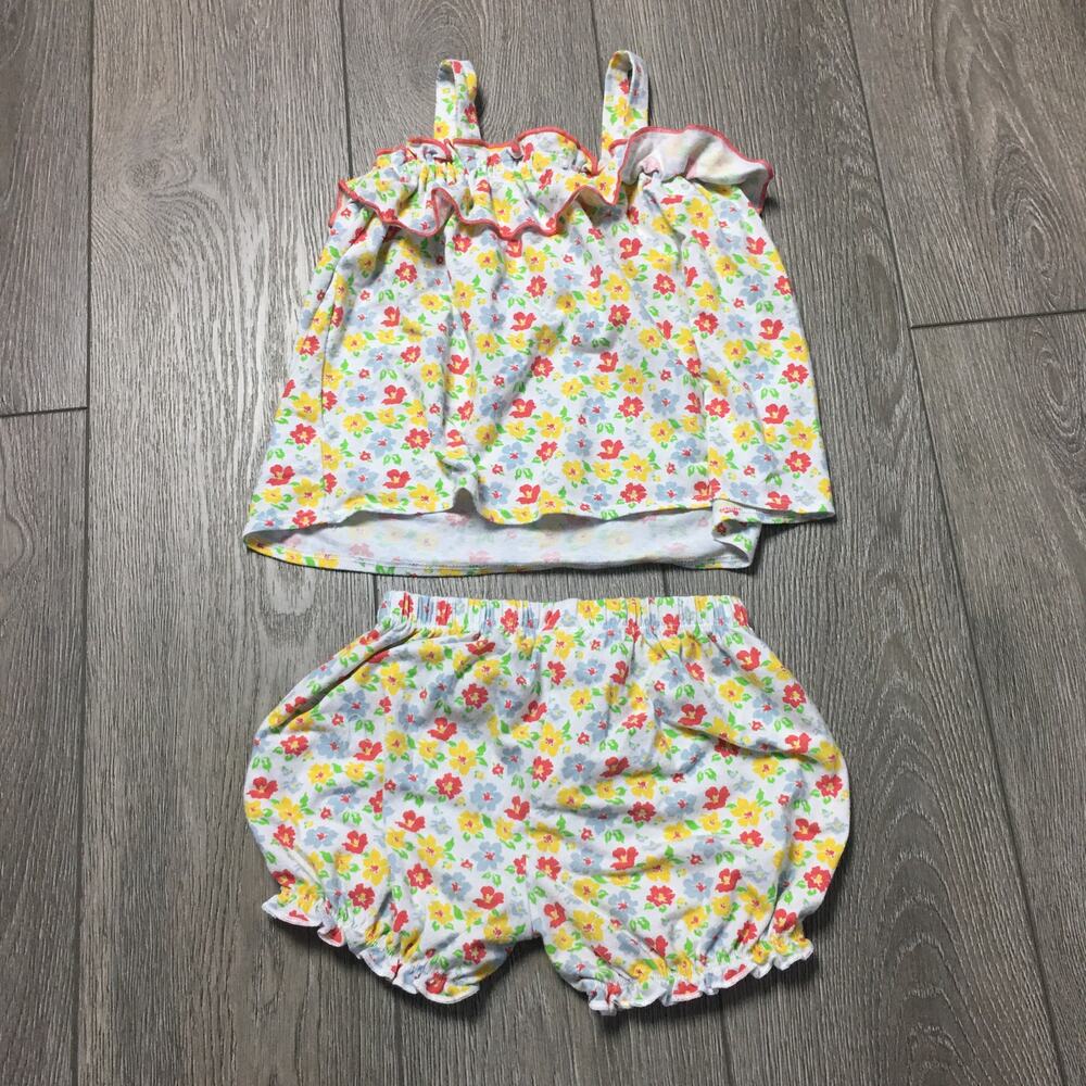 Tucker & Tate‎ Floral Ruffle Top and Short Set